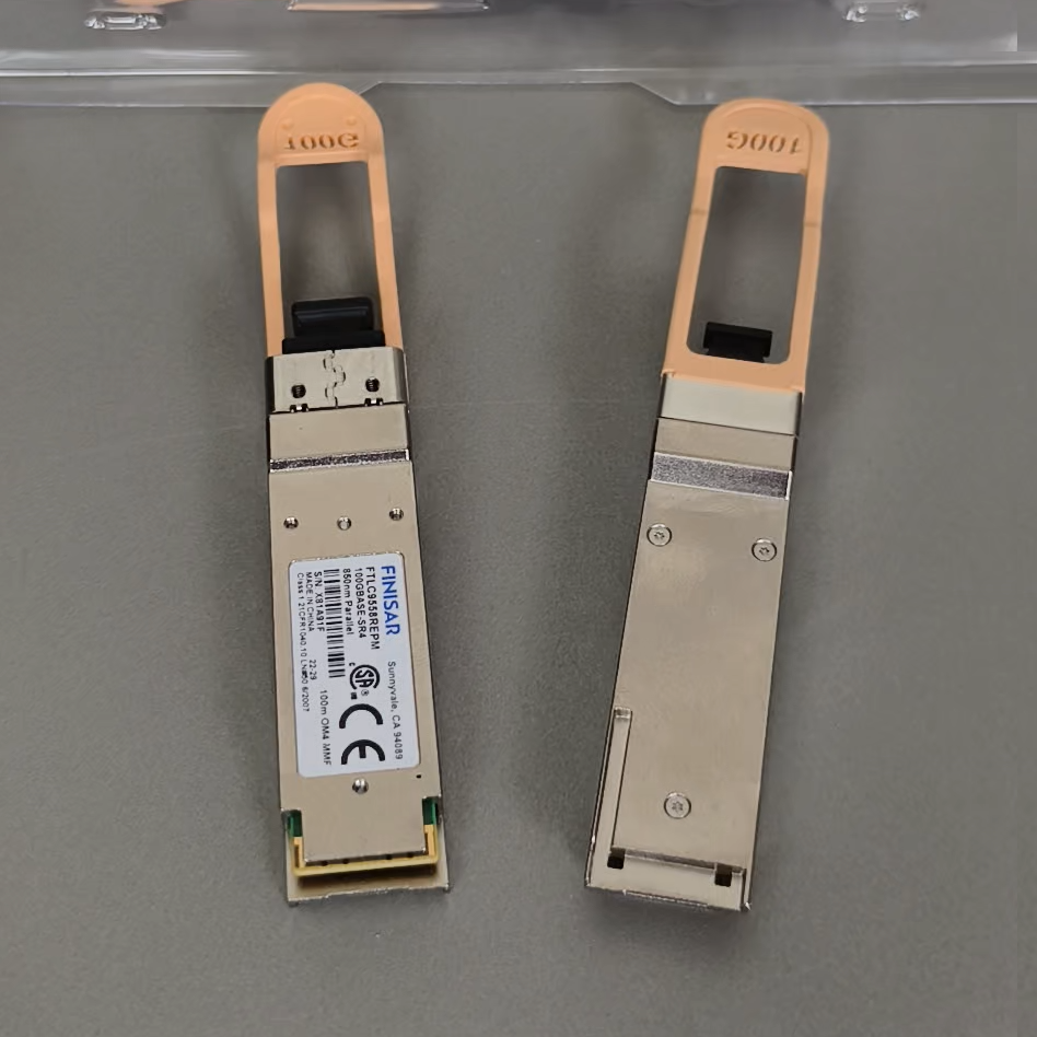 Finisar FTLC9558REPM 100G 850nm MPO-12 QSFP